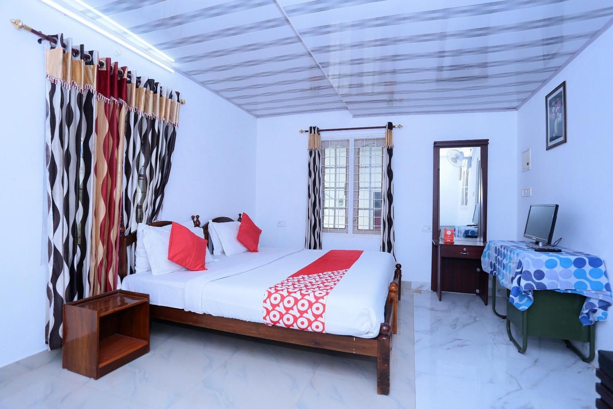 Oyo Flagship Hotel Munnar Kairali Esterno foto